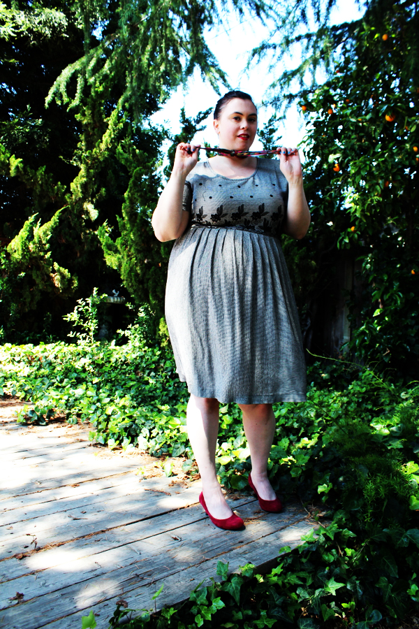 The Curvy Elle: Bright Colors & Red Lips